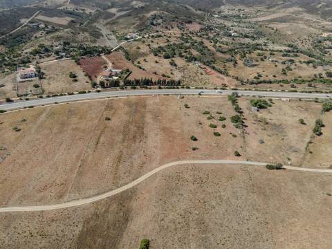 Terreno rústico em Vila do Bispo – destinado a cultura arvense