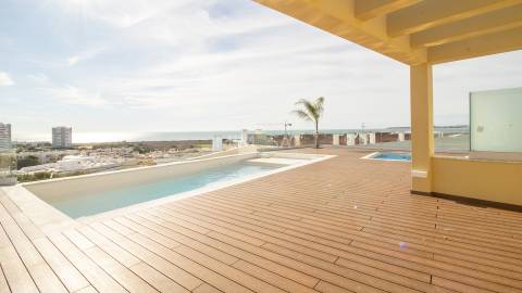 Novo Apartamento T3 com Vista para o Mar em Alvor
