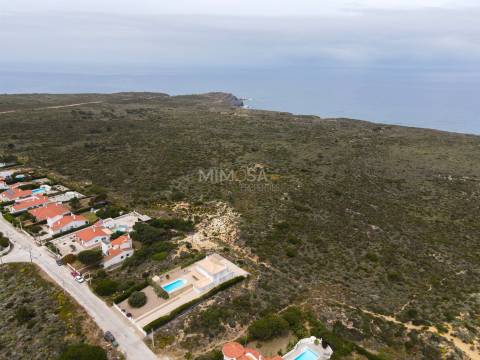 Terreno Urbano no Espartal e a poucos minutos da Praia