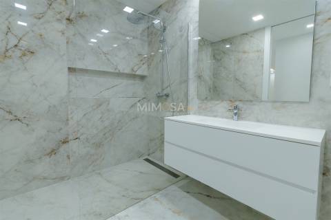 Apartamento T4 Exclusivo com piscina em condominio de Luxo, Lagos