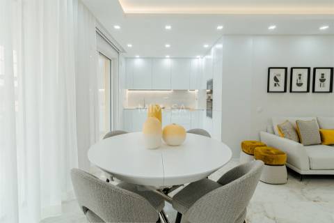 Apartamento T4 Exclusivo com piscina em condominio de Luxo, Lagos