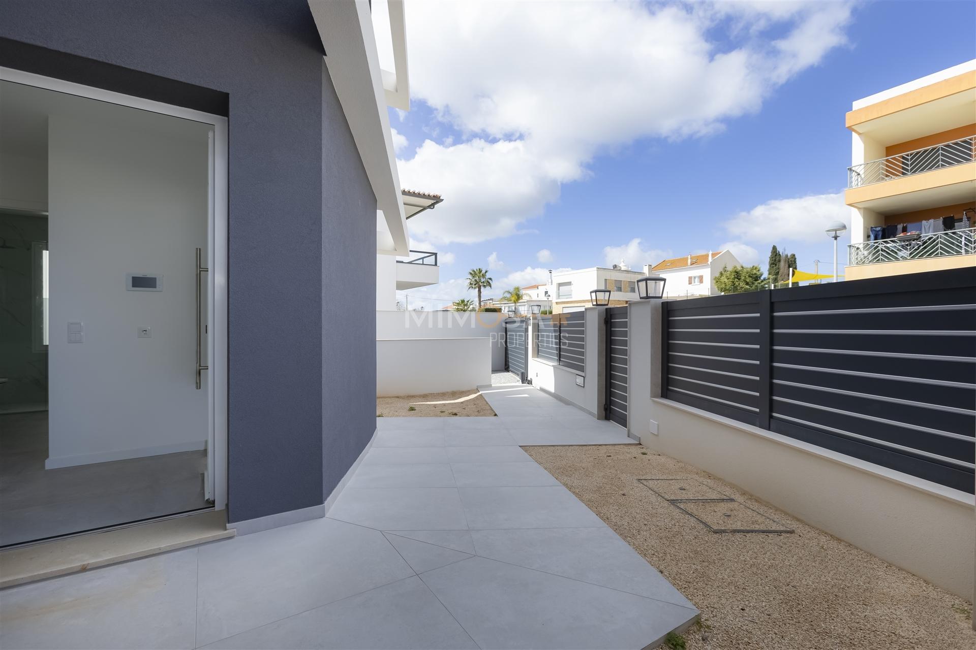 Moradia Moderna com Vista Mar – Mexilhoeira Grande
