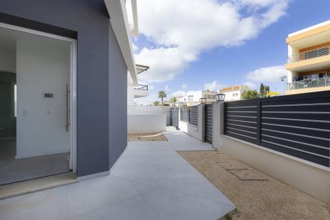 Moradia Moderna com Vista Mar – Mexilhoeira Grande