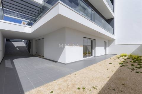 Moradia Moderna com Vista Mar – Mexilhoeira Grande