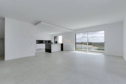 Moradia Moderna com Vista Mar – Mexilhoeira Grande