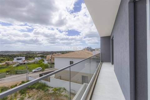 Moradia Moderna com Vista Mar – Mexilhoeira Grande