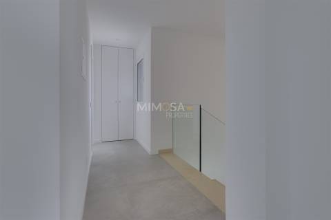 Moradia Moderna com Vista Mar – Mexilhoeira Grande