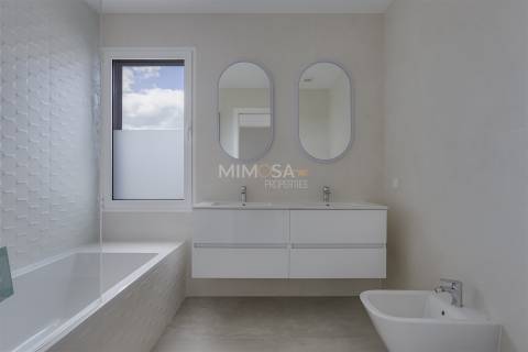 Moradia Moderna com Vista Mar – Mexilhoeira Grande