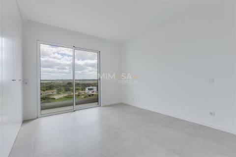 Moradia Moderna com Vista Mar – Mexilhoeira Grande