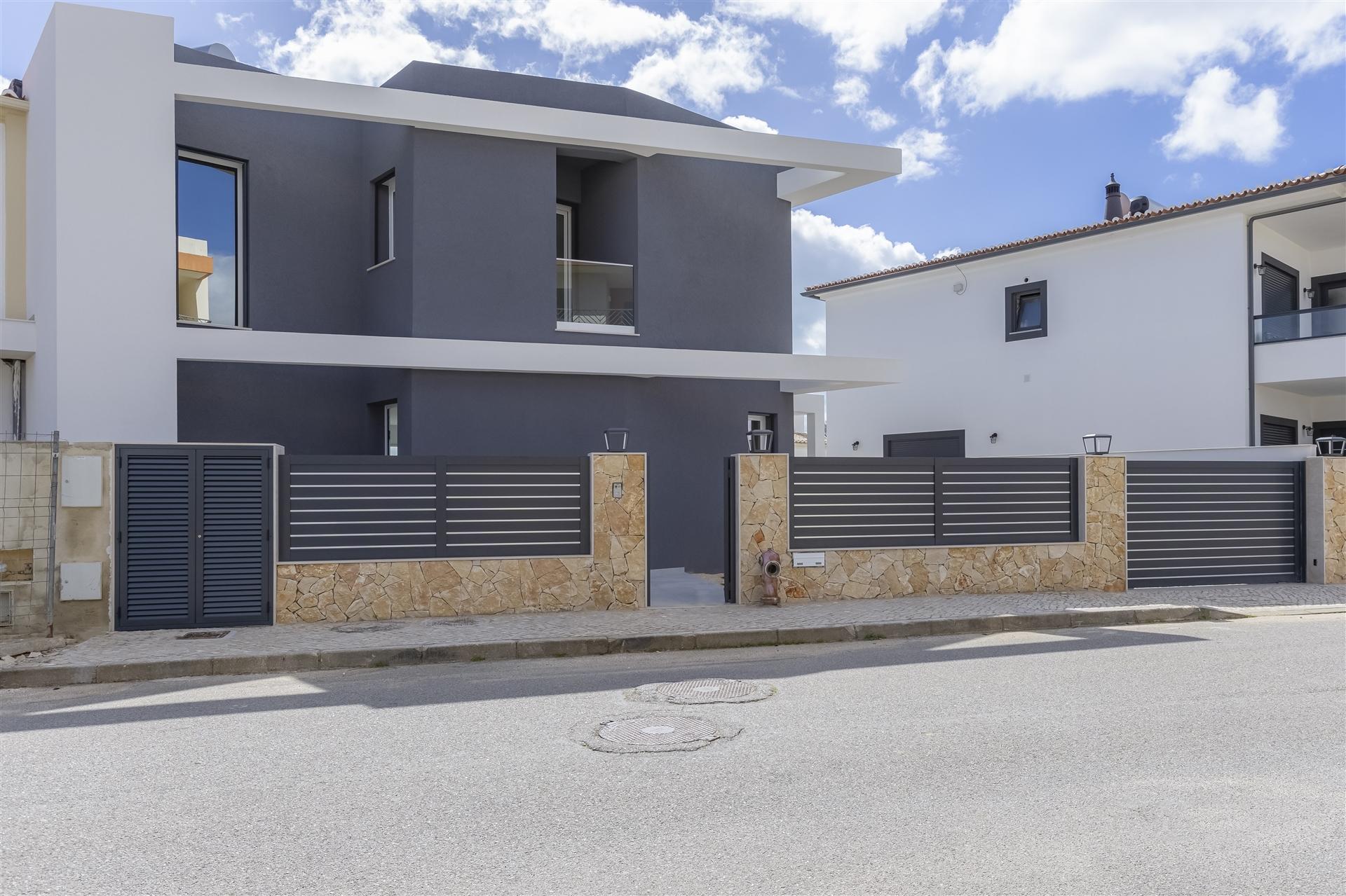 Moradia Moderna com Vista Mar – Mexilhoeira Grande