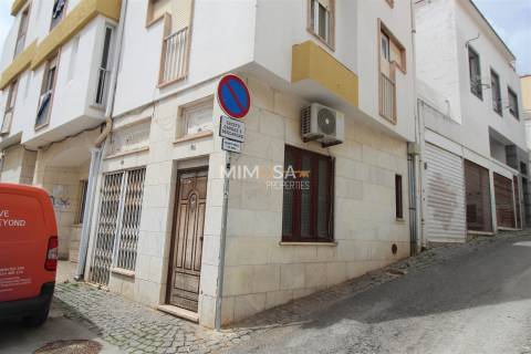 Loja com 78 m² pronto a utilizar no Centro Histórico de Lagos