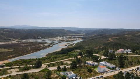 Terreno Urbano de 1.100 m² em Vale da Telha, Aljezur