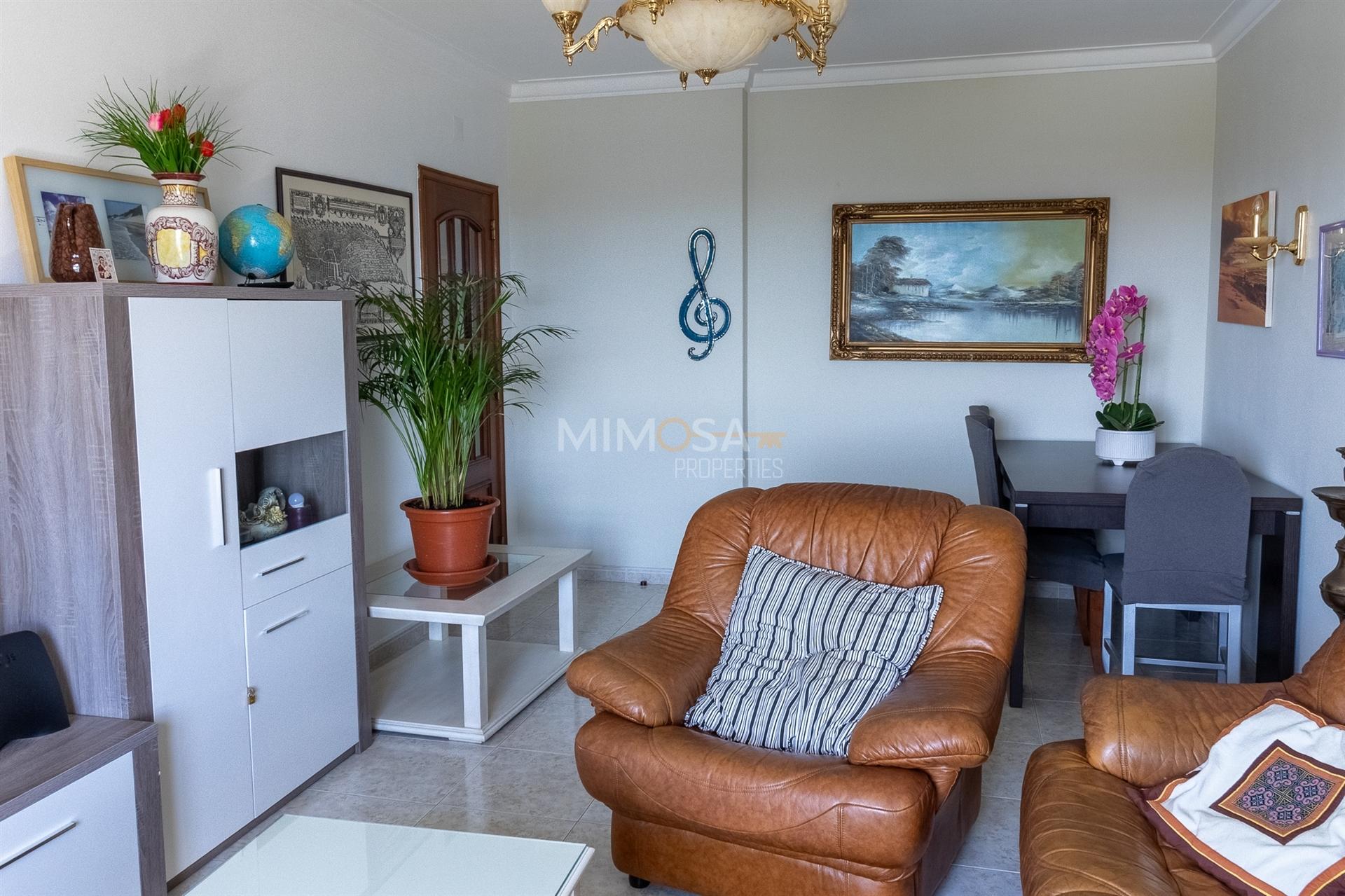 Apartamento T2, com vista mar em Alvor
