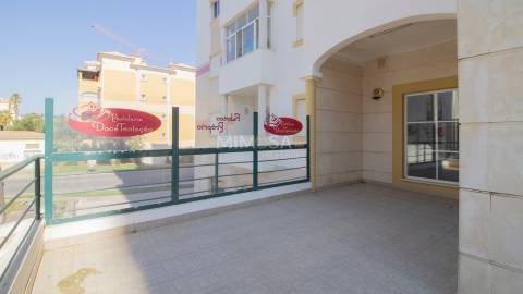 Espaço Comercial com Licença junto ao Hospital de Lagos