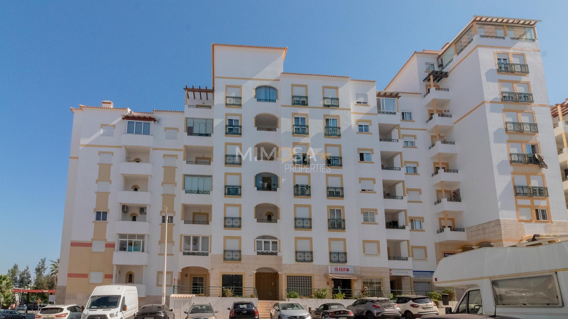 Espaço Comercial com Licença junto ao Hospital de Lagos