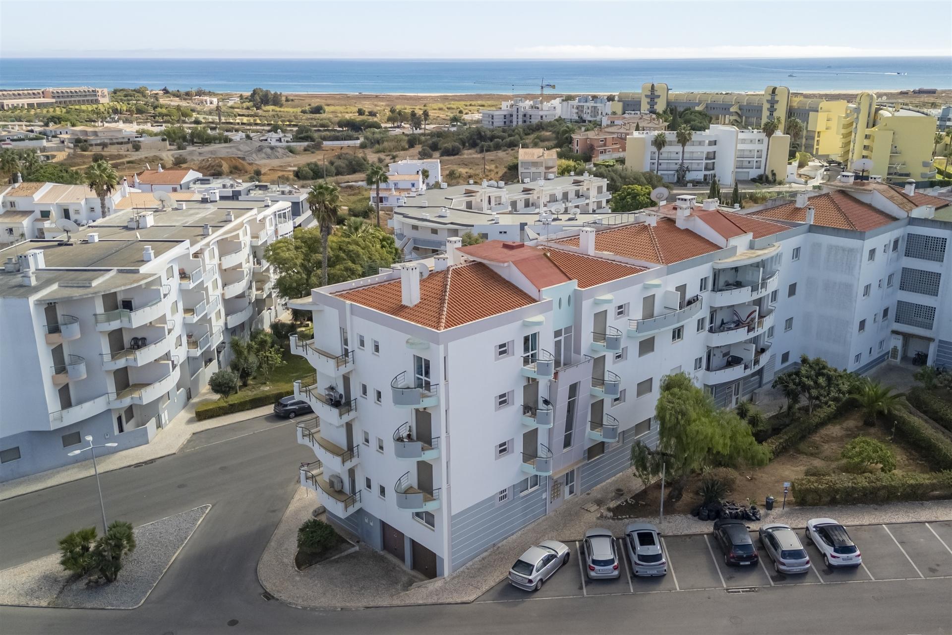 Apartamento T2 com Vista Panorâmica sobre a Meia Praia, Lagos