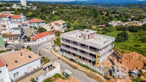 Apartamento T3 com vistas maravilhosas em Mexilhoeira grande