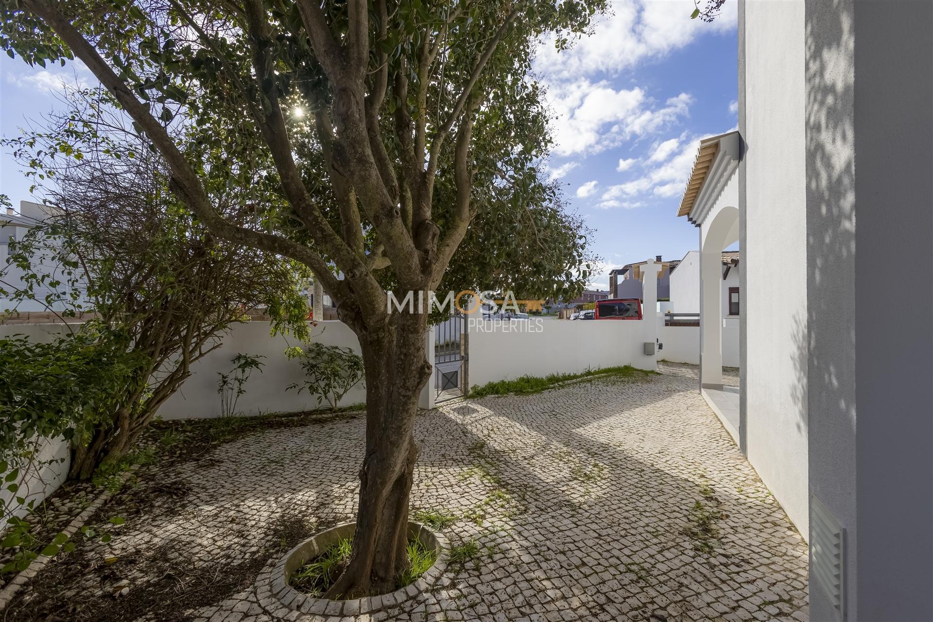 Elegante Moradia T4 em Cerro das Mos – Lagos