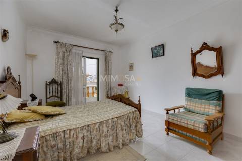 Moradia T4 com Garagem em Espiche, Praia da Luz, Lagos