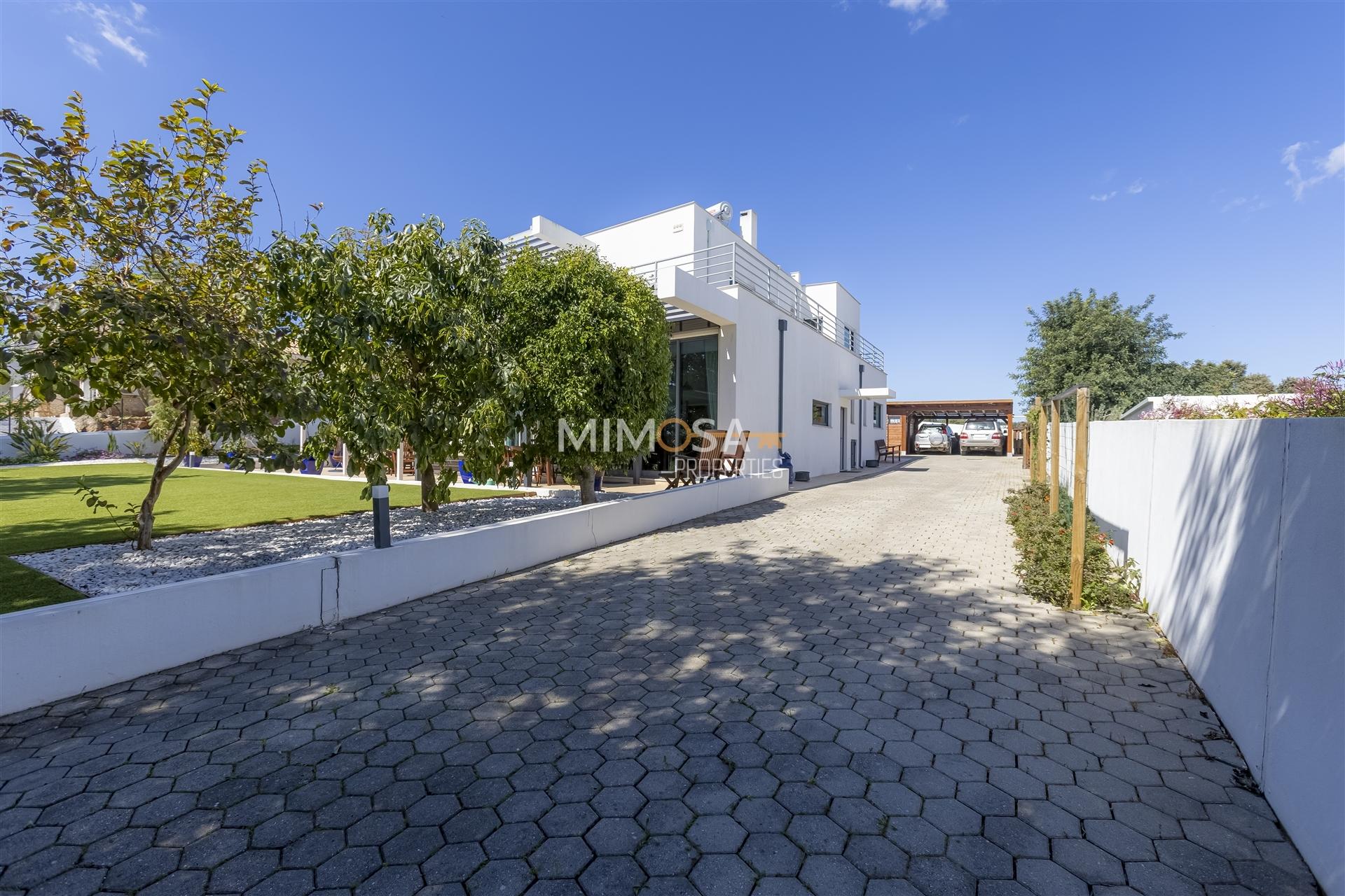 Moradia T5 de Luxo em Monte Canelas, Portimão