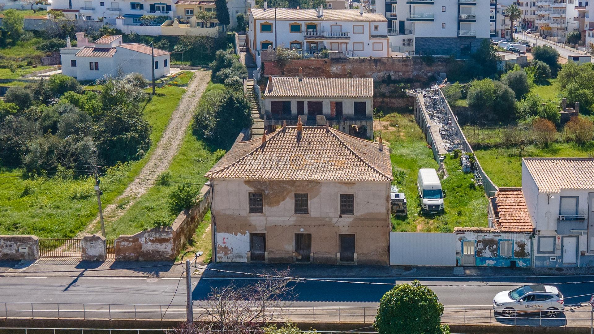Moradias para Reabilitar no centro de Ferragudo - Projeto Aprovado
