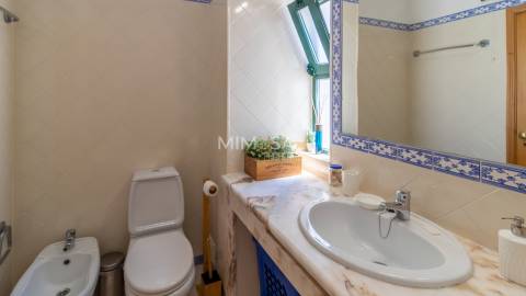 Apartamento T2 arrendamento anual Meia Praia
