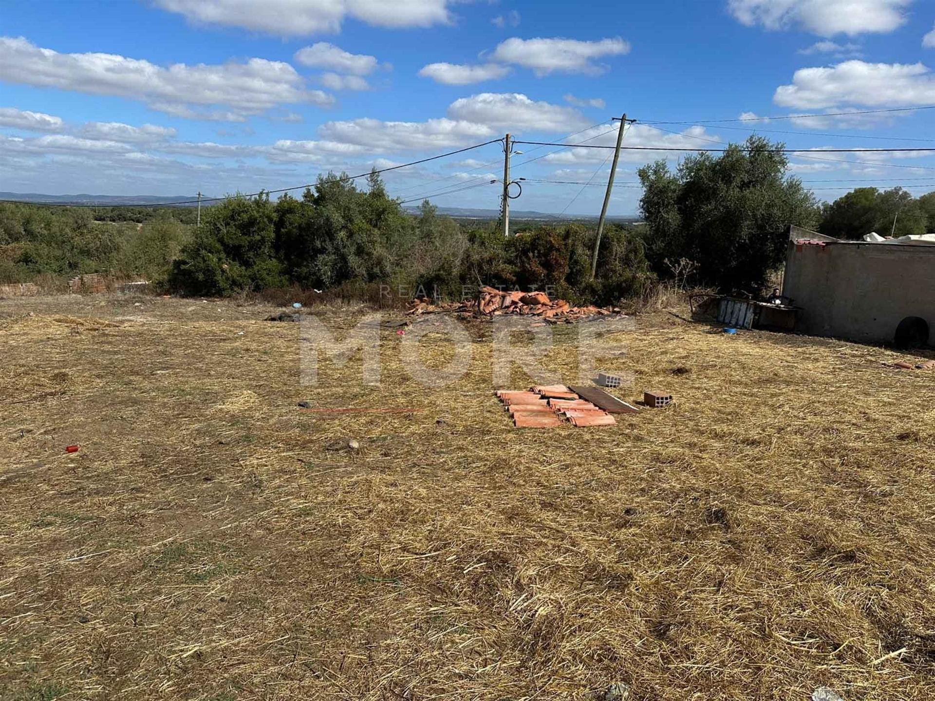 Terreno com 3.583 m² – Alcáçovas