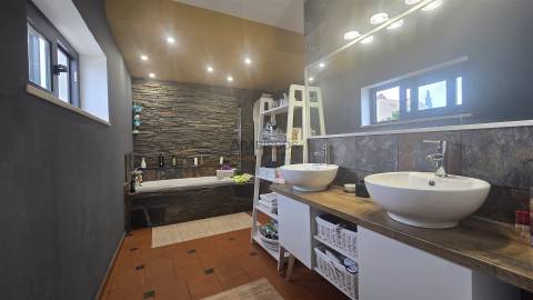 Moradia T4 - 4 suites - Piscina - Monte Canelas - Mex. Grande - Portimão
