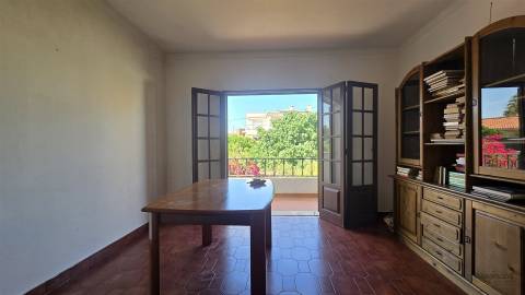 Moradia T3 - 3 Pisos - Vista Mar - Vista Ria - Jardim - Alvor - Portimão - Algarve