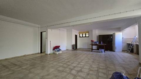 Moradia T3 - 3 Pisos - Vista Mar - Vista Ria - Jardim - Alvor - Portimão - Algarve