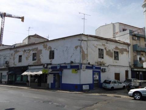 Moradias (2) - Vista Rio Arade - Zona ARU - Zona Ribeirinha - Portimão - Algarve
