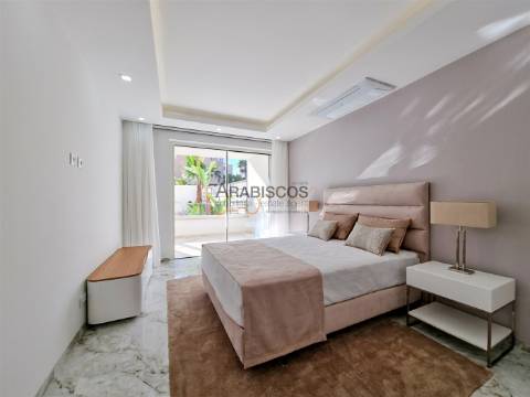 Apartamentos T2 - Varandas desde 29 m2 - Piscina - Ar Condicionado - Piso Radiante - Lagos - Algarve