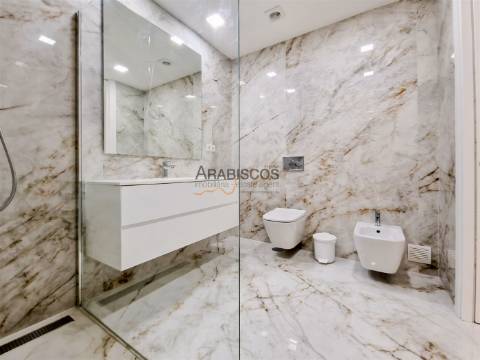 Apartamentos T2 - Varandas desde 29 m2 - Piscina - Ar Condicionado - Piso Radiante - Lagos - Algarve