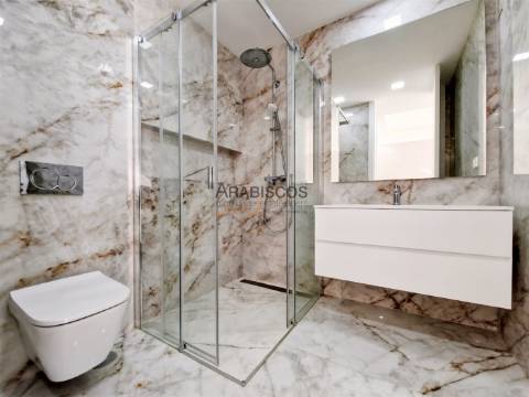 Apartamentos T2 - Varandas desde 29 m2 - Piscina - Ar Condicionado - Piso Radiante - Lagos - Algarve