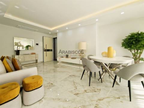 Apartamentos T2 - Varandas desde 29 m2 - Piscina - Ar Condicionado - Piso Radiante - Lagos - Algarve