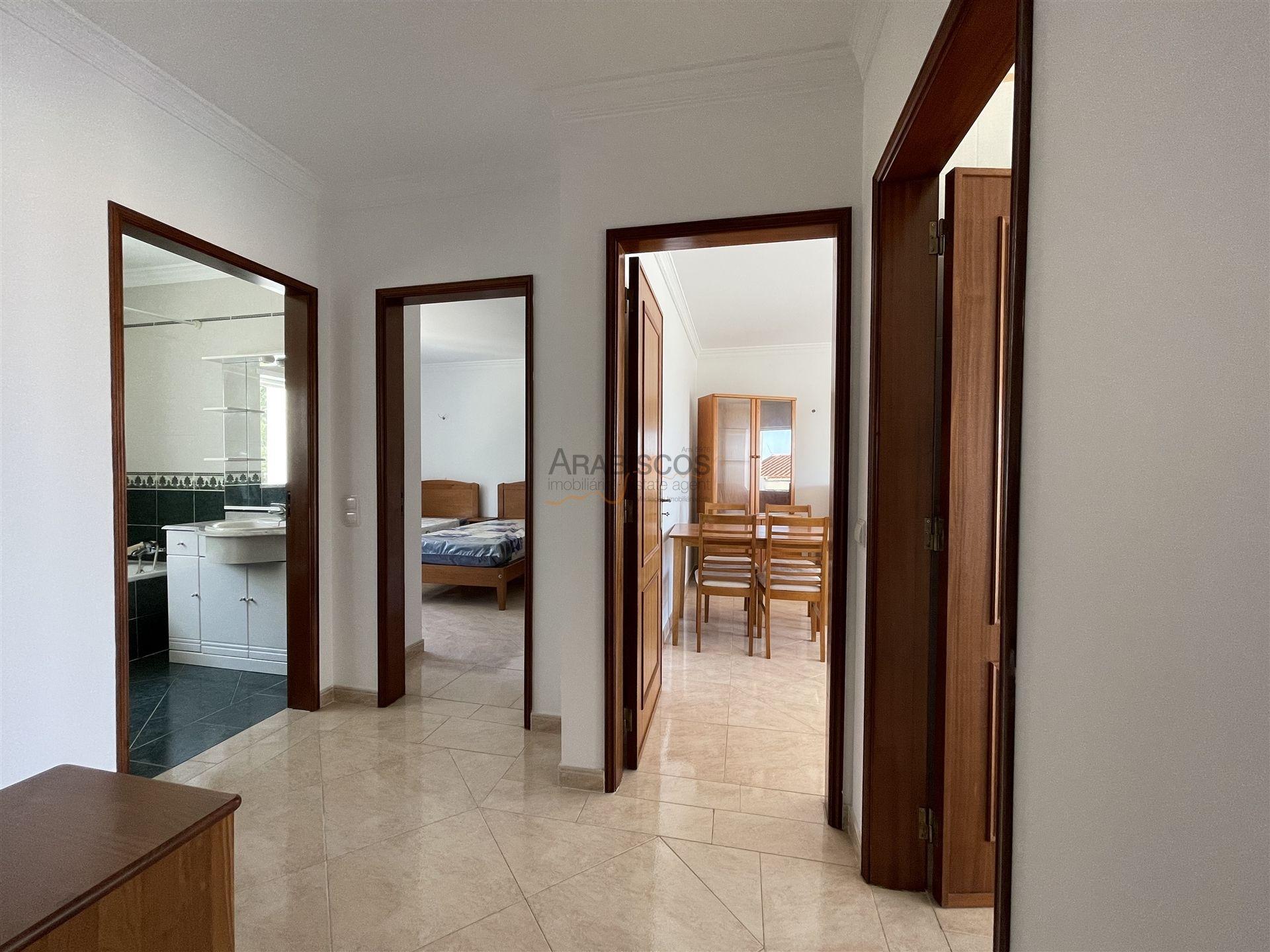 Apartamento T2 - Vista Mar - Garagem - Albufeira - Algarve