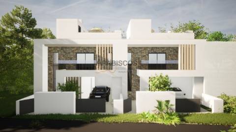 Moradia T3 - Piscina - Churrasqueira - Estacionamento - Terraço com 60 m2 - Bemposta - Alvor