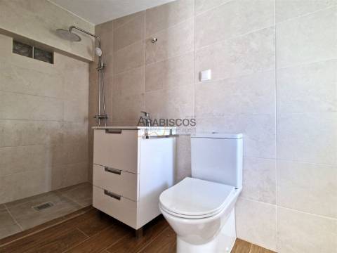Moradia T3 - Terraço com 30 m2 - Quintal - Garagem - Odelouca - Silves - Algarve
