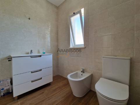 Moradia T3 - Terraço com 30 m2 - Quintal - Garagem - Odelouca - Silves - Algarve
