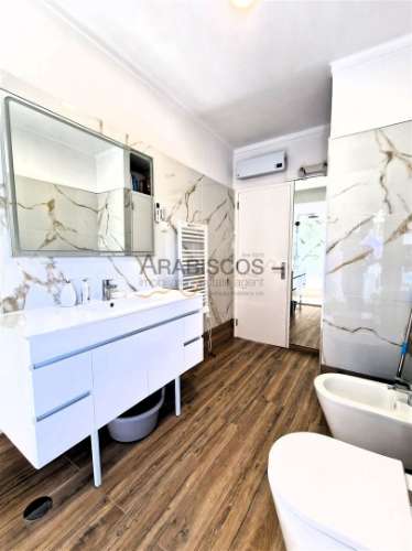 Apartamento T1 - Varanda - Vista Mar - Lugar de Garagem - Praia da Rocha - Portimão - Faro - Algarve