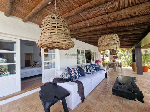 Moradia T4 - Terreno de 2.500 m2 - Piscina - Vista Campo - Serra e Mar - Portimão - Algarve