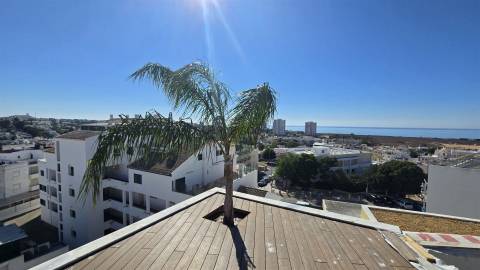 Apartamento T3 - Condomínio privado - piscina - Garagem - Alvor