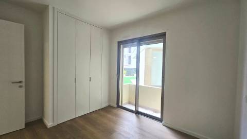 Apartamento T2 - Condominio privado - piscina - Garagem - Alvor