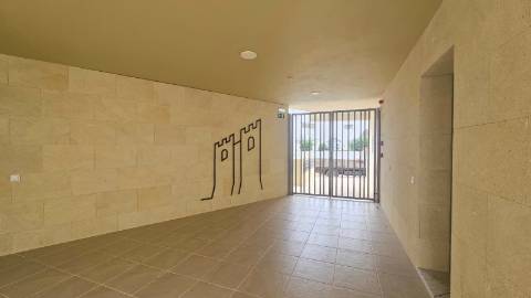 Apartamento T2 - Condominio privado - piscina - Garagem - Alvor