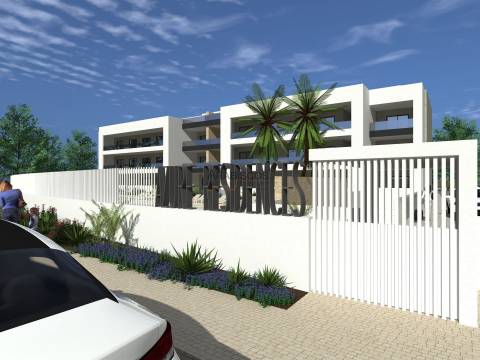 Apartamento T3 - Condomínio Privado - Piscina - Garagem - Má Partilha - Alvor - Algarve