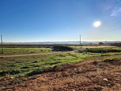Lotes de Terreno - Construção Moradia Isolada - Lagoa - Algarve