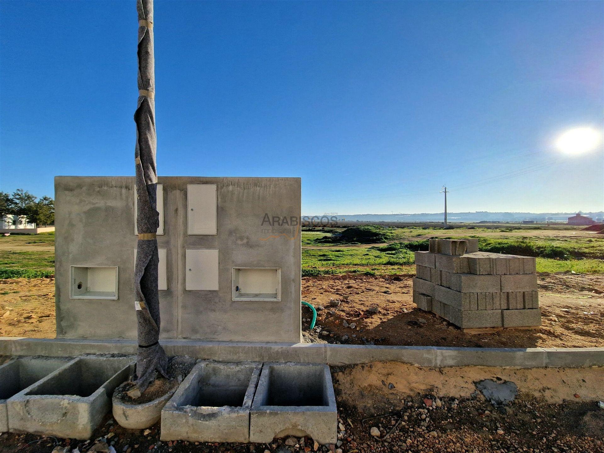 Lotes de Terreno - Construção Moradia Isolada - Lagoa - Algarve