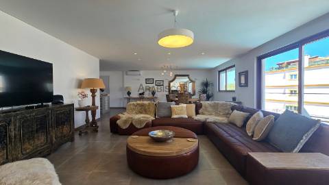 Magnífico T6 - Centro de Alvor - Luxuosa - Vistas Deslumbrantes - Piscina - Jacuzzi - Garagem