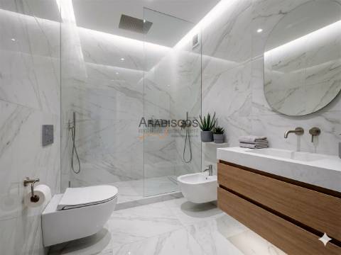 Apartamento T3- Sala com Lareira - Suíte - Arrecadação - Parqueamento - Praia do Vau - Algarve