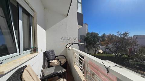 Apartamento T2 - Lugar de estacionamento - Condominio privado - Centro de Alvor